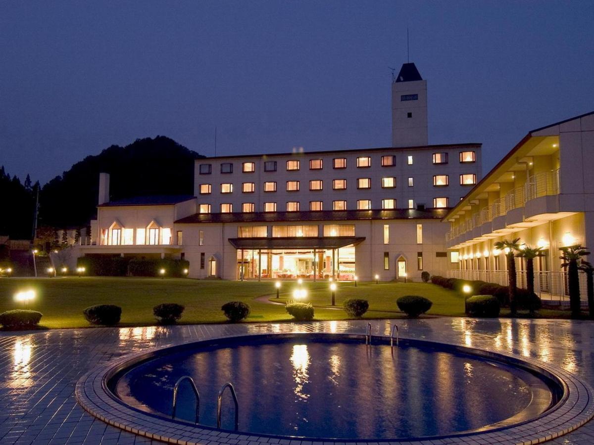 Akiu Resort Hotel Crescent Sendai Bagian luar foto