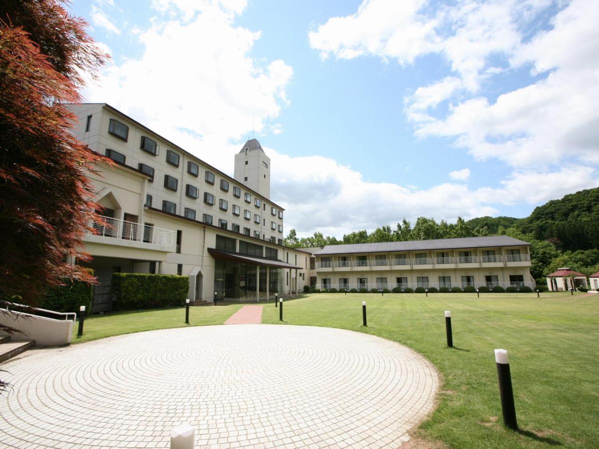 Akiu Resort Hotel Crescent Sendai Bagian luar foto