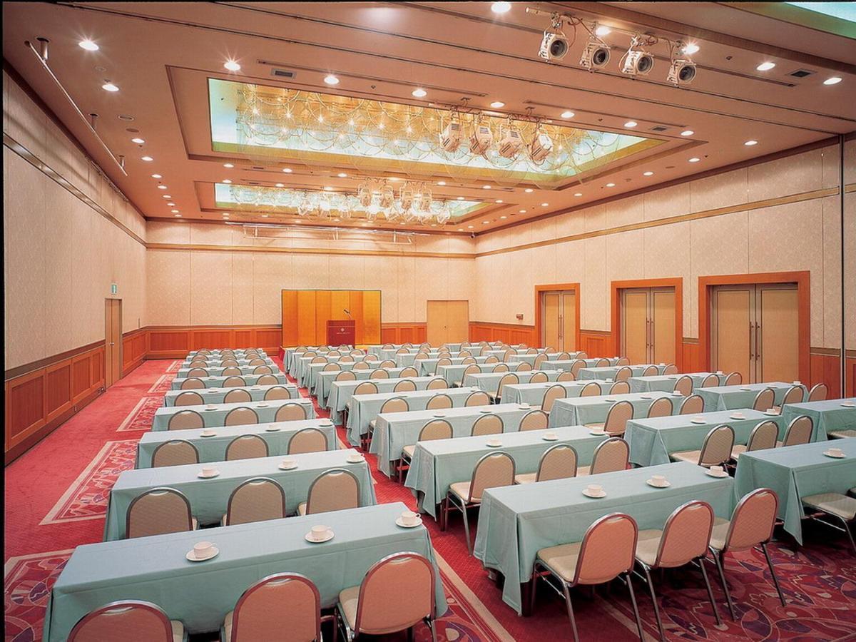 Akiu Resort Hotel Crescent Sendai Bagian luar foto